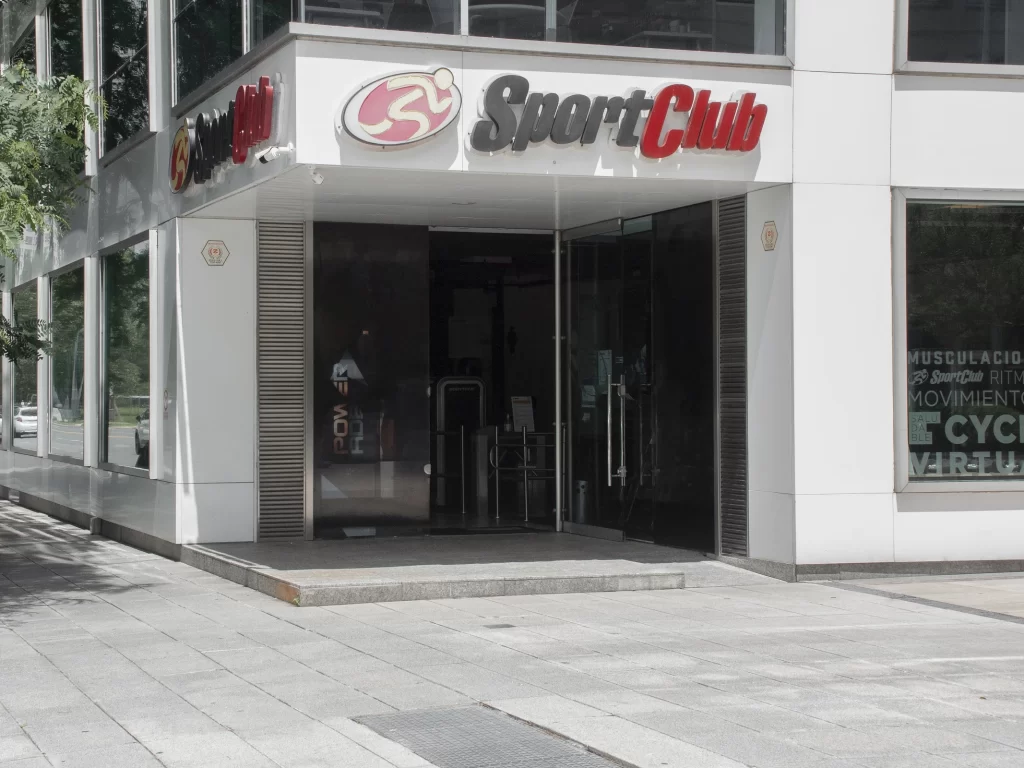 SportClub Puerto Madero ingreso 01